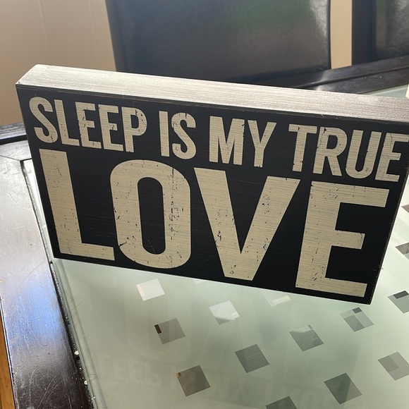 Wood ‘Sleep is my true Love’ Sign - Picture 2 of 3